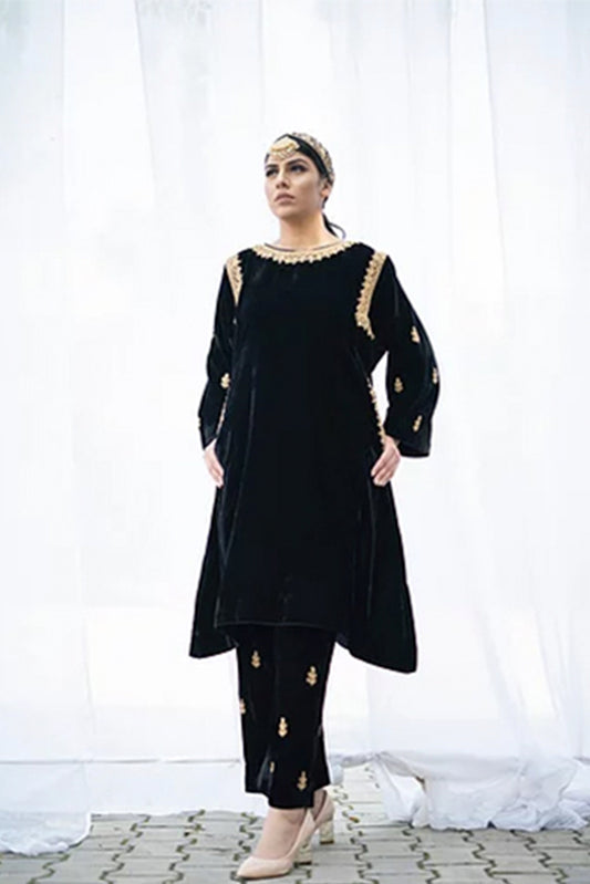 Black Velvet Shoulder Phiran Set