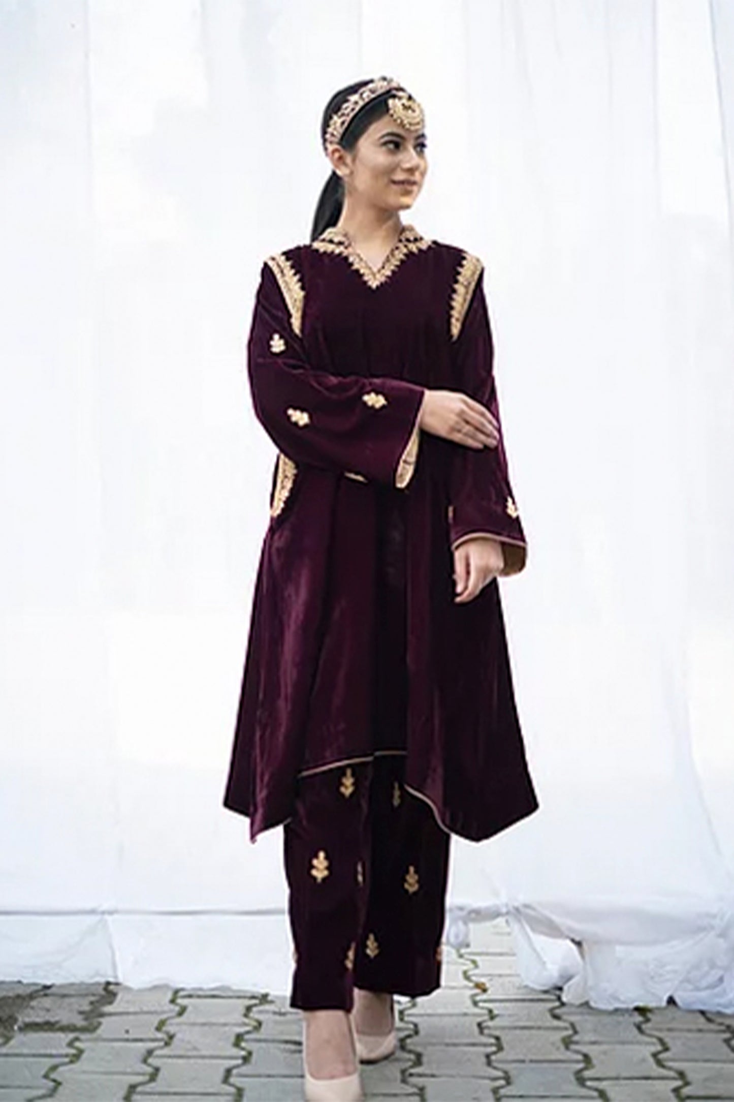 Wine Velvet Shoulder Phiran Set