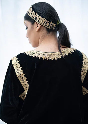 Black Velvet Shoulder Phiran Set