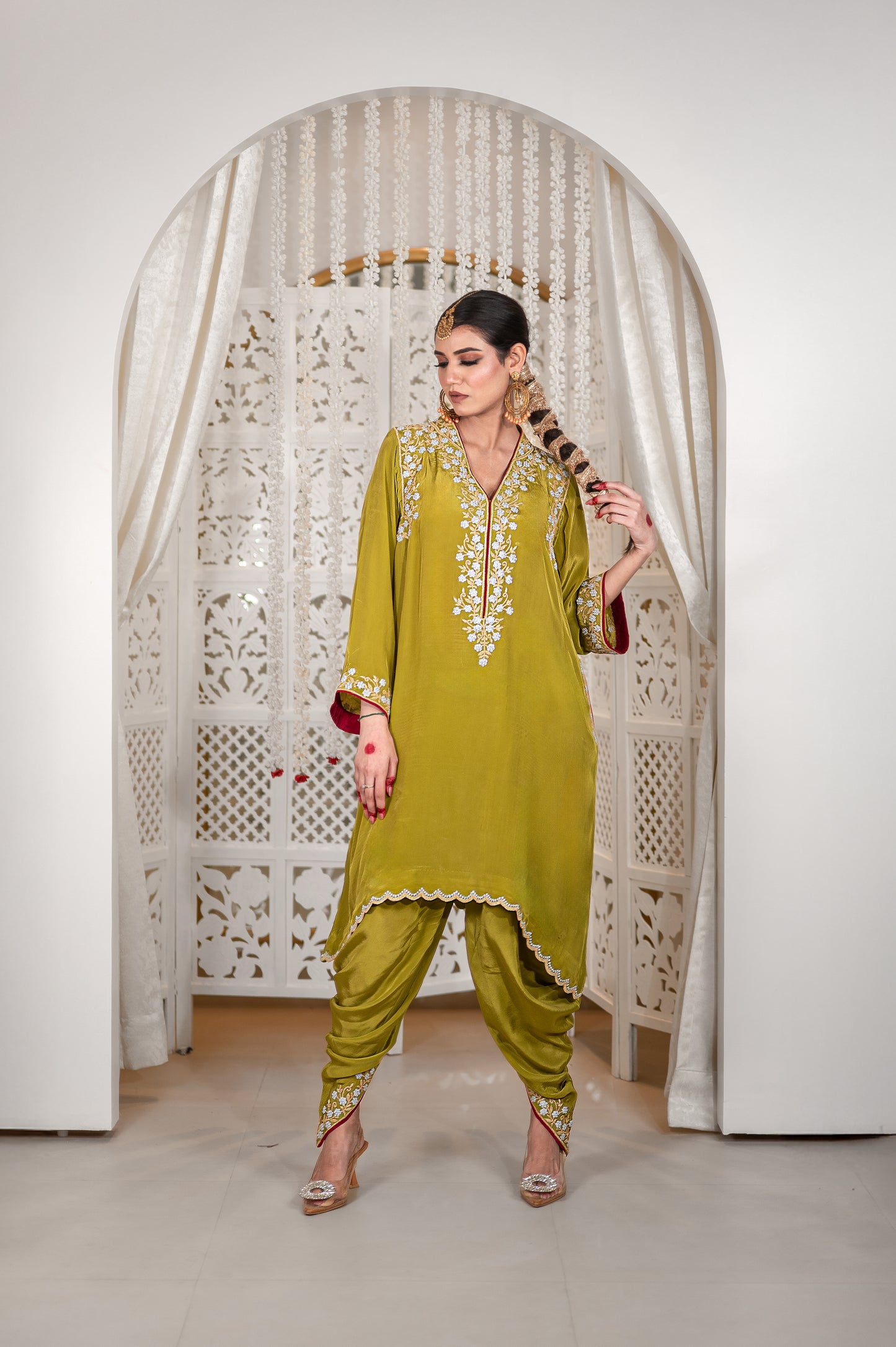 Mehedi Green Shoulder Phiran w Dhoti Pant