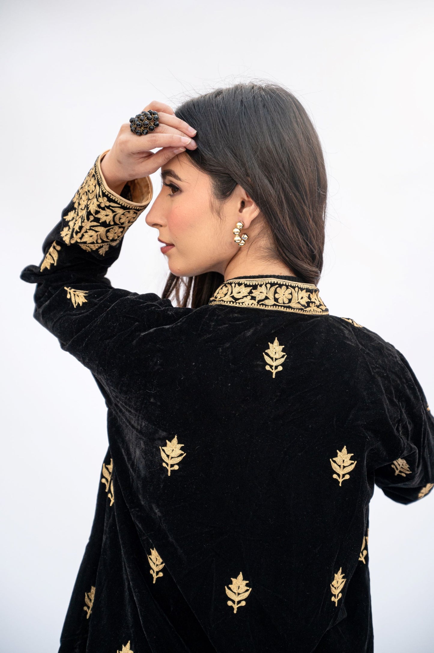 Black velvet short jacket