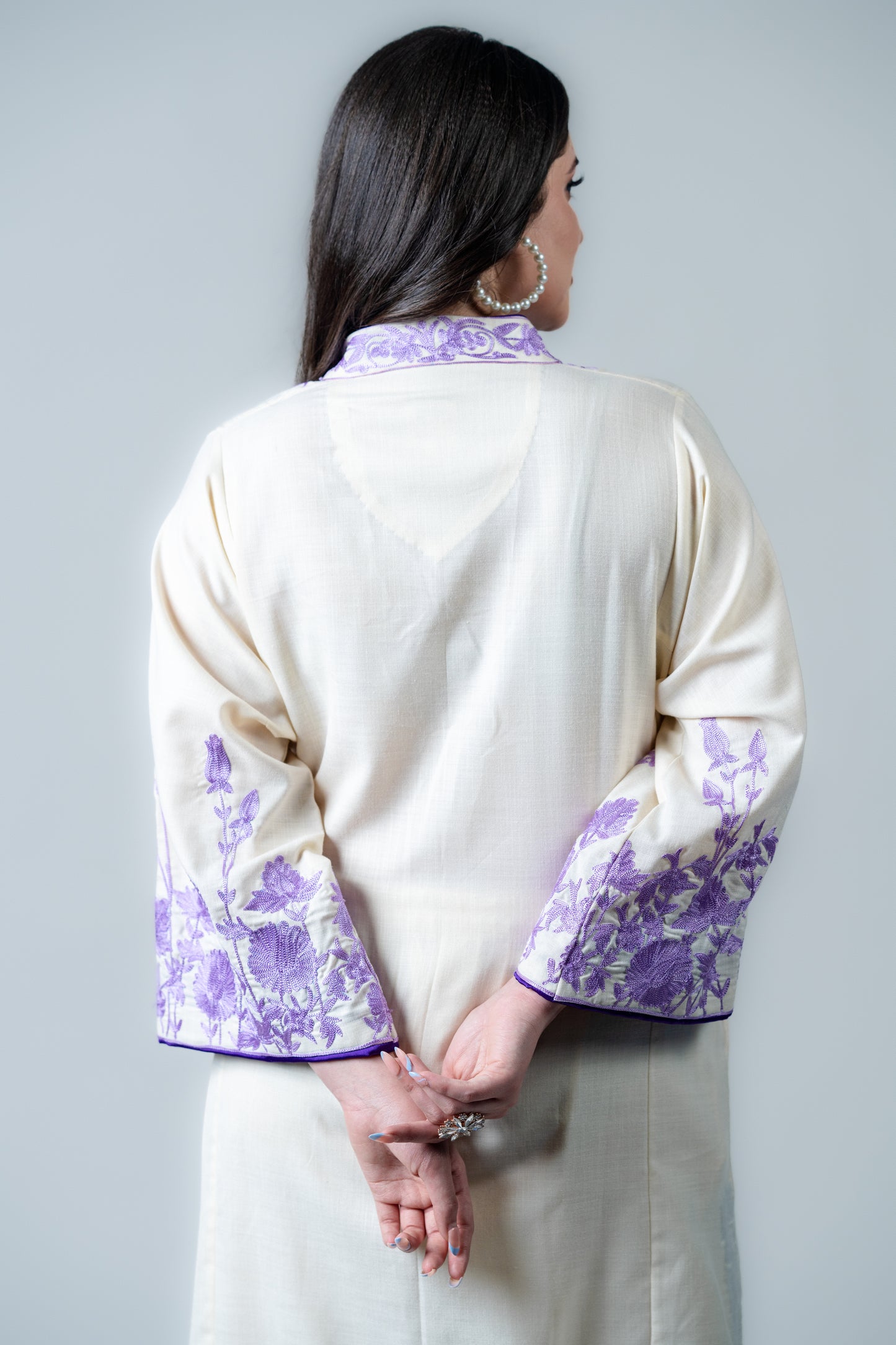 Off White Cotton Phiran Set With Purple Aari Embroidery