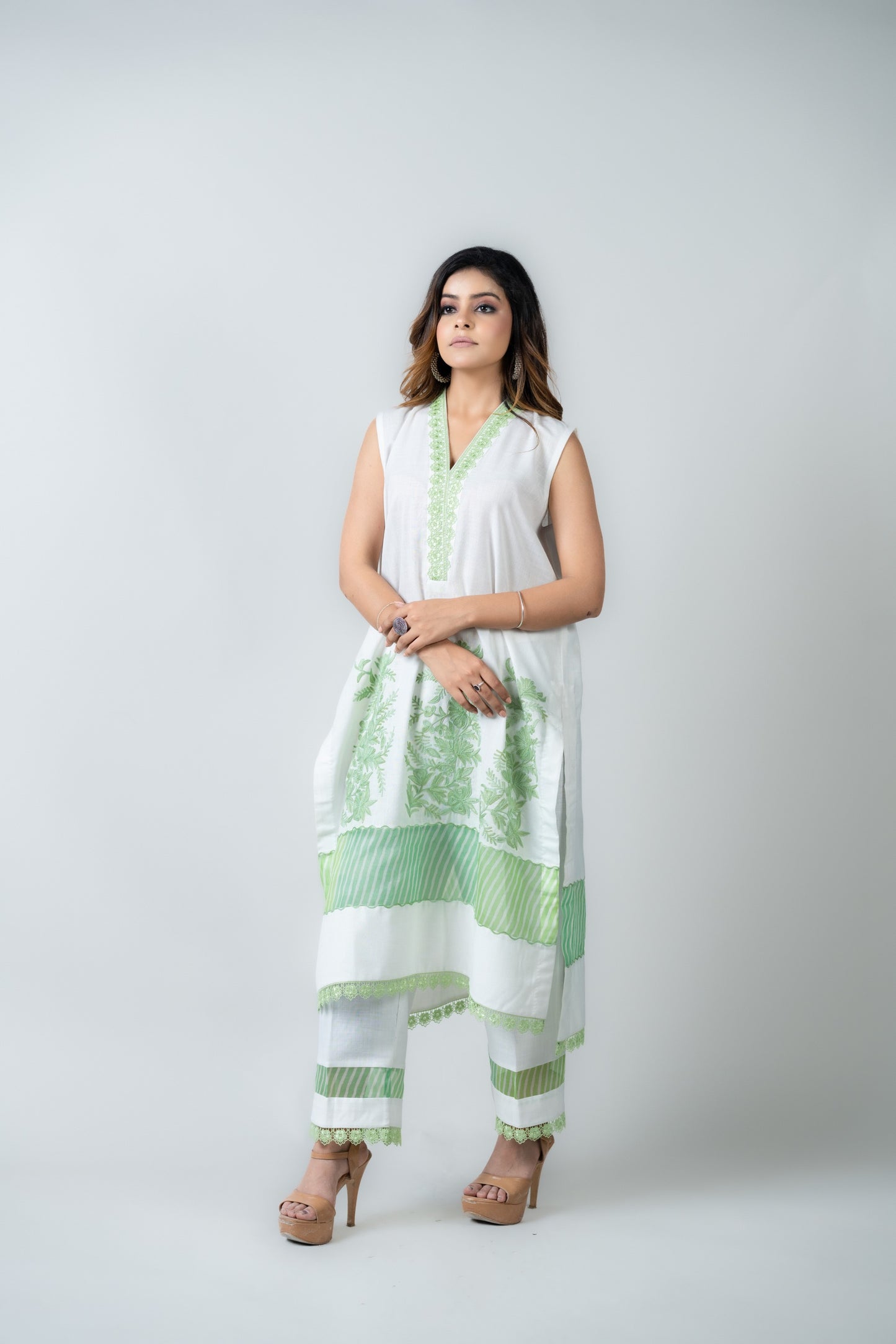 White Cotton Sleeveless Suit with Green Stripe Dupatta