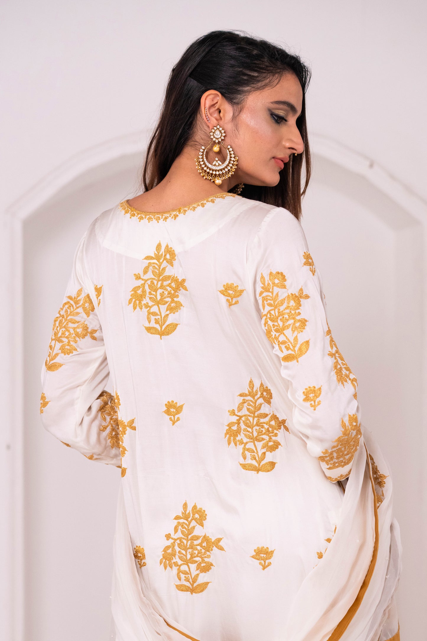 White Crepe GS Straight Suit
