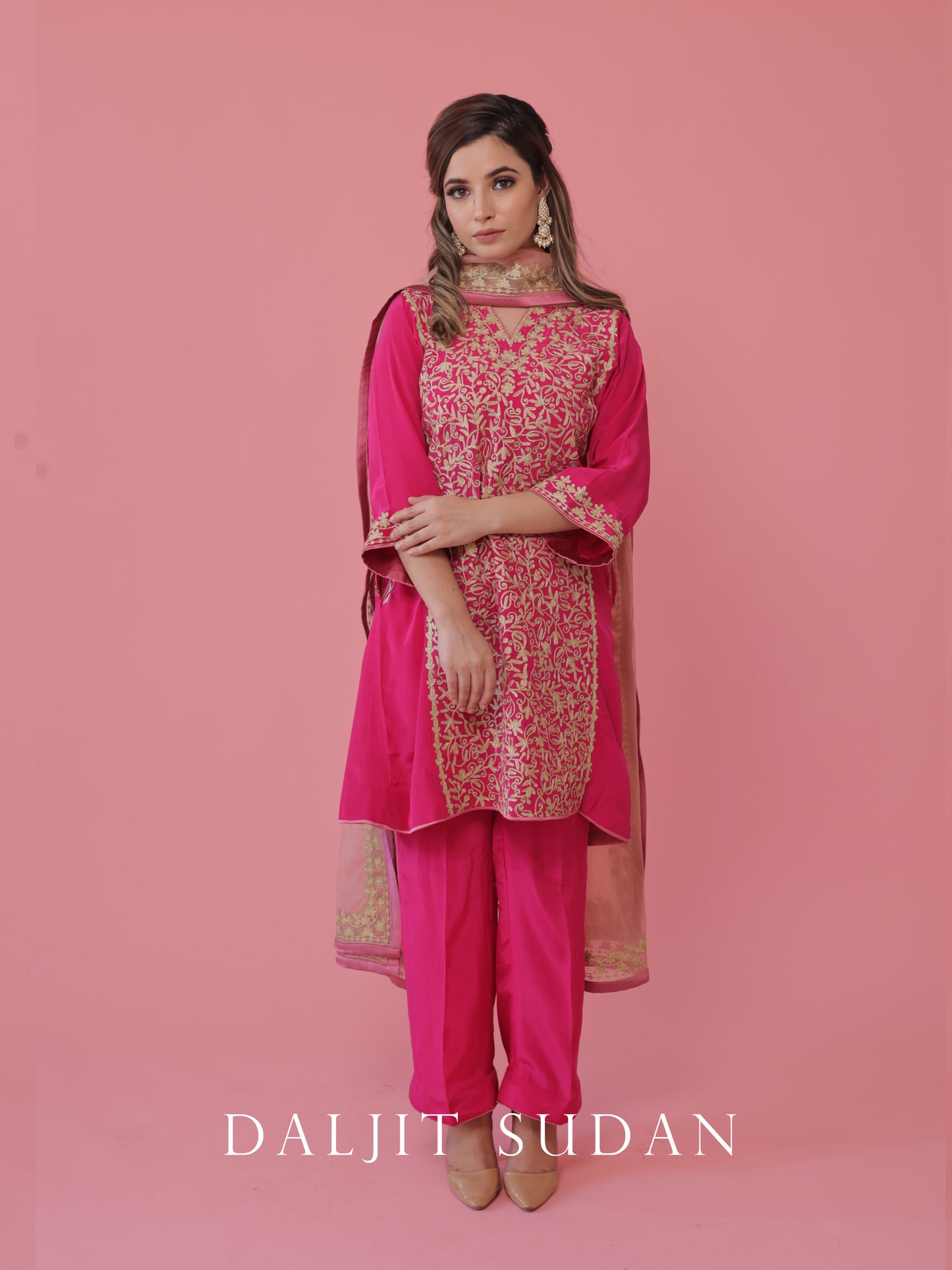 Magenta Pink crepe phiran suit with tilla aari embroidery