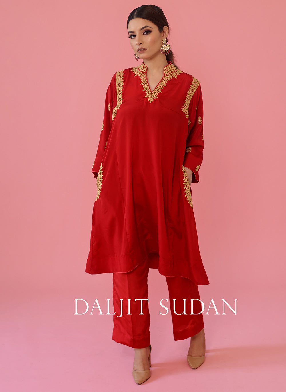 Red Shoulder Phiran Set