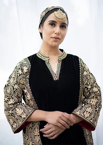 Black Velvet Kali Panel Phiran Set