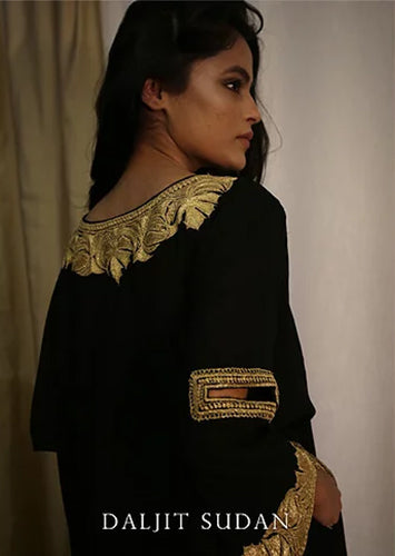 Black Crepe Kashmiri Gala Tilla Phiran Suit
