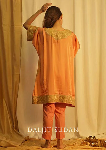 Peach Crepe Kashmiri Gala Tilla Phiran Suit I