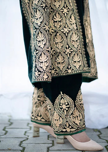 Green Velvet Kali Panel Phiran Set