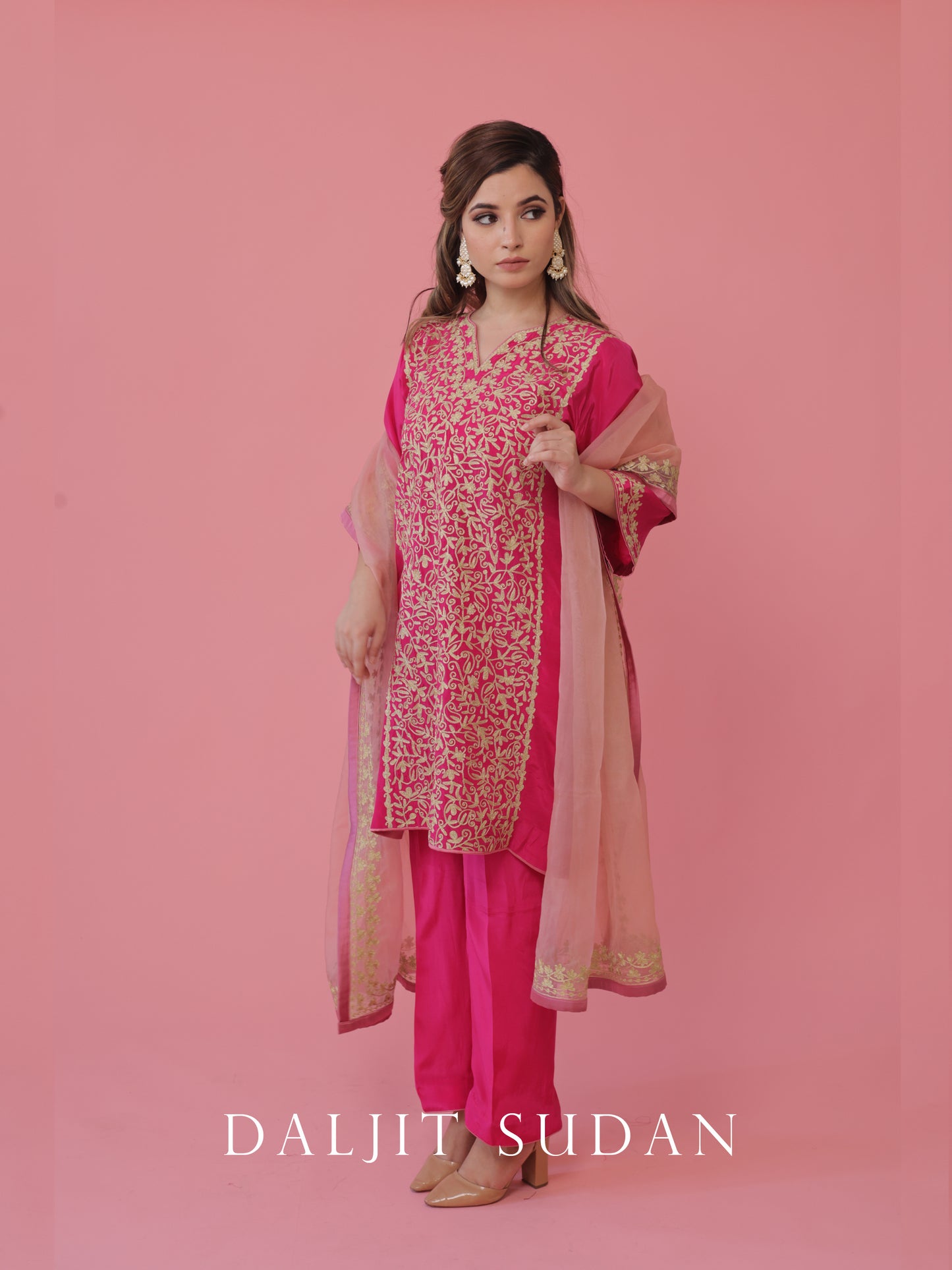 Magenta Pink crepe phiran suit with tilla aari embroidery