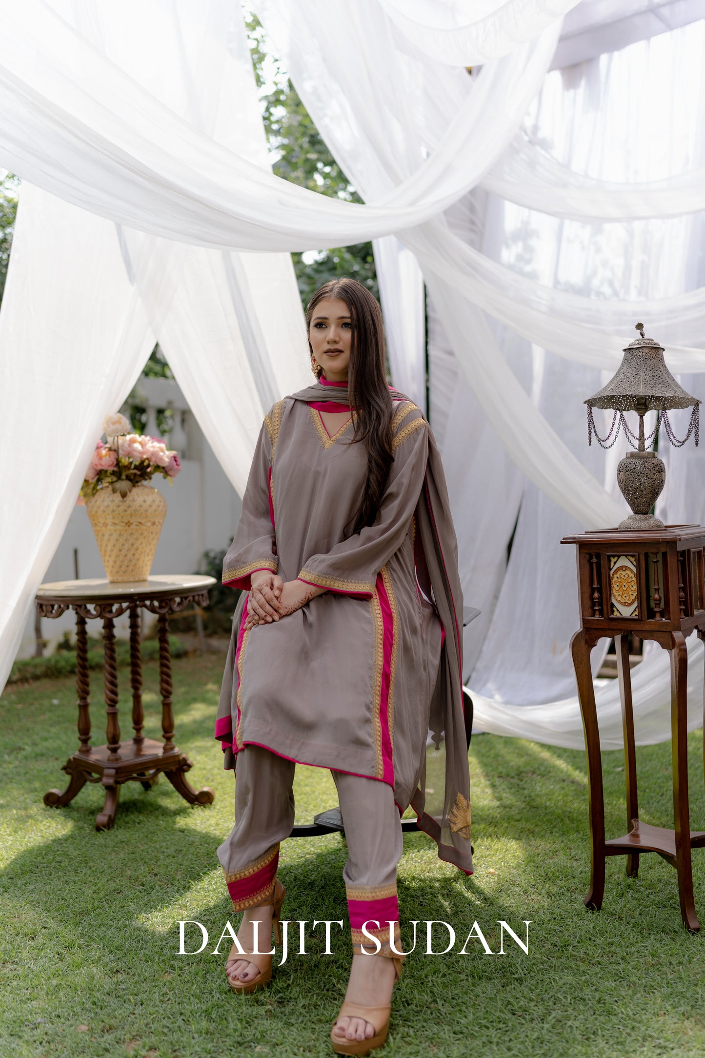 Double Color Grey Crepe Tilla Suit