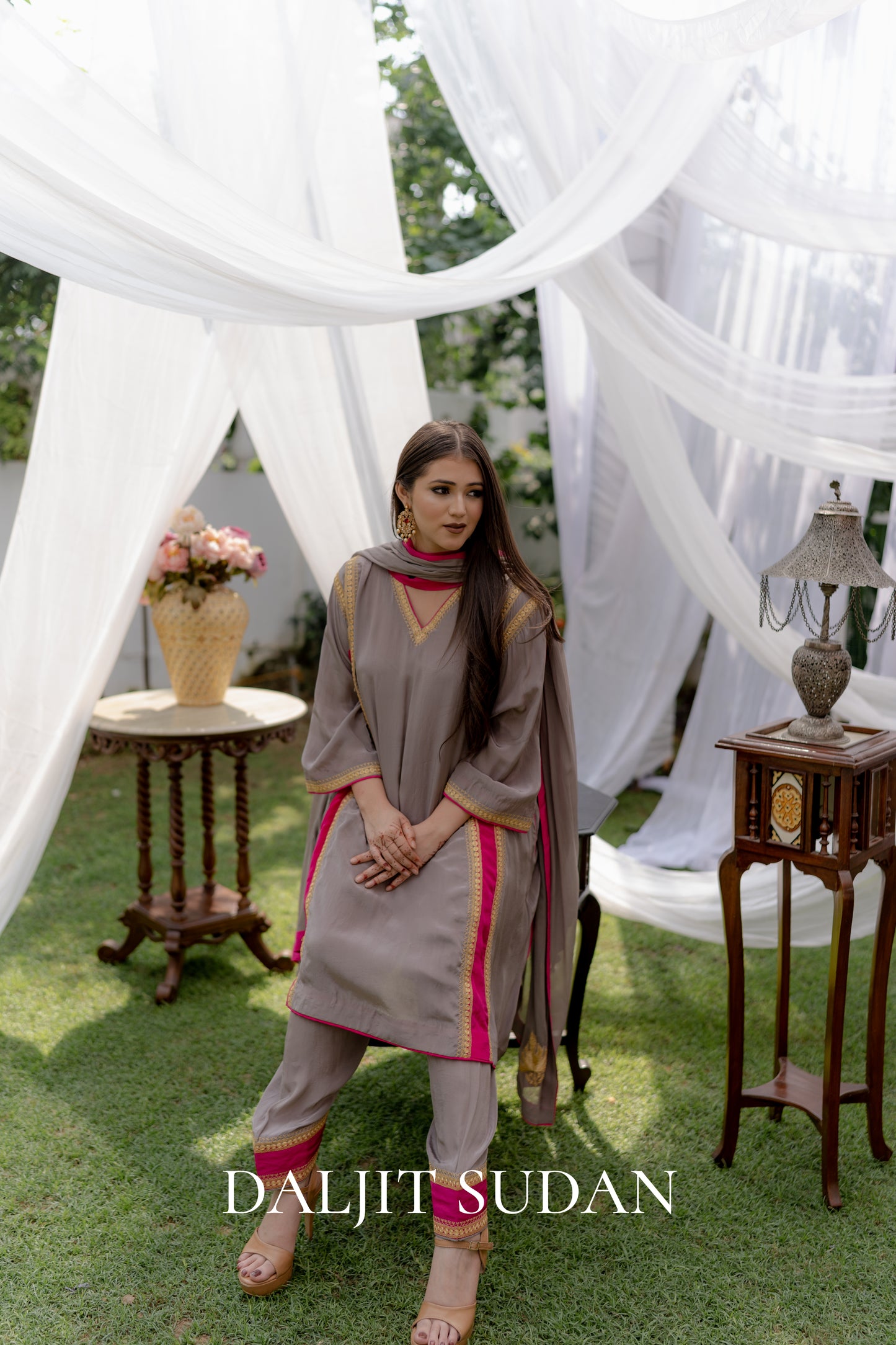 Double Color Grey Crepe Tilla Suit