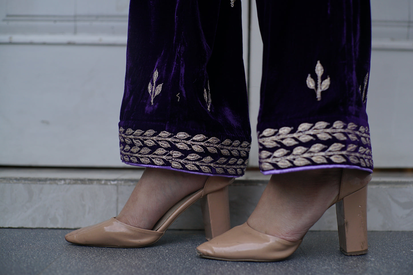 Purple velvet tilla phiran set