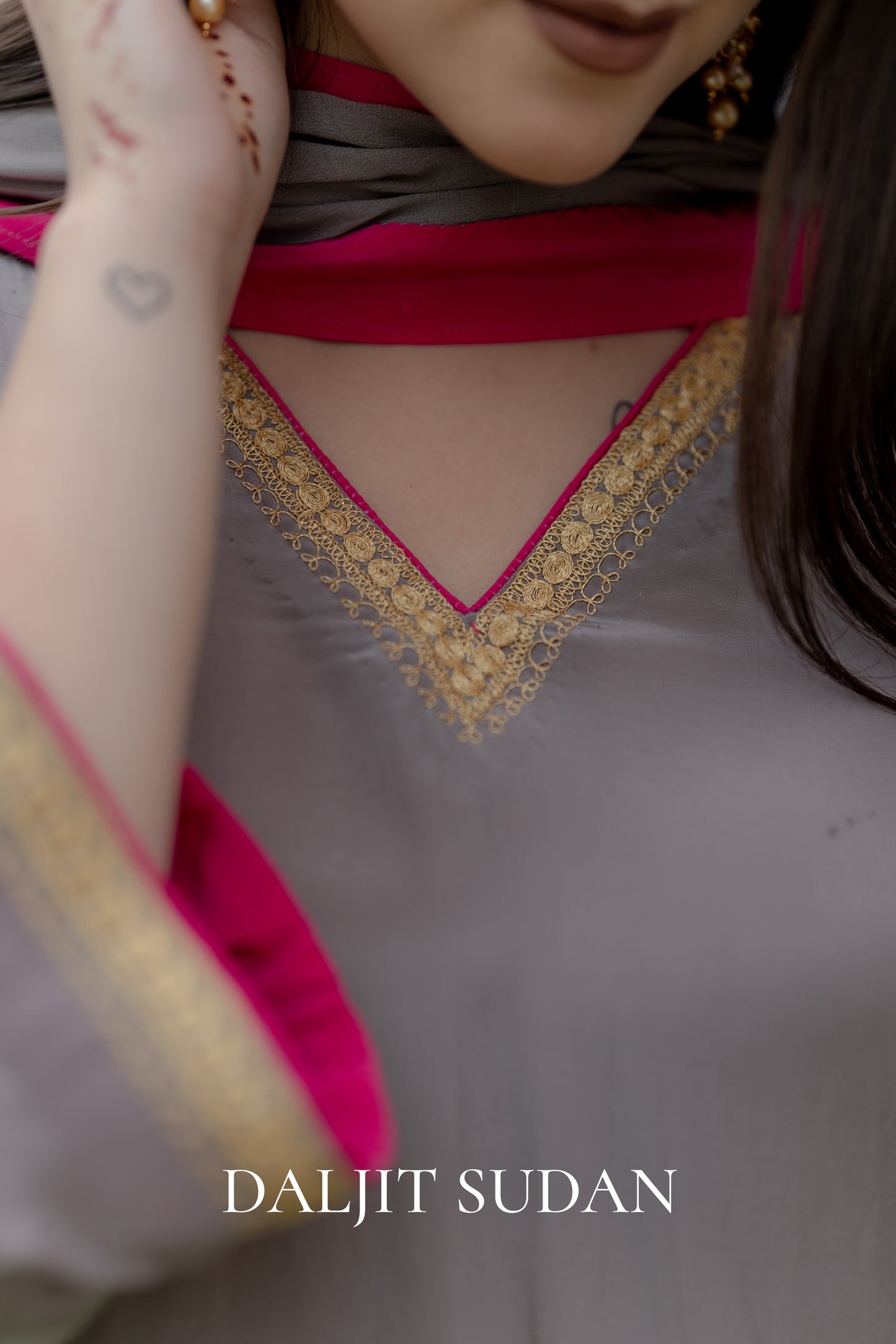 Double Color Grey Crepe Tilla Suit