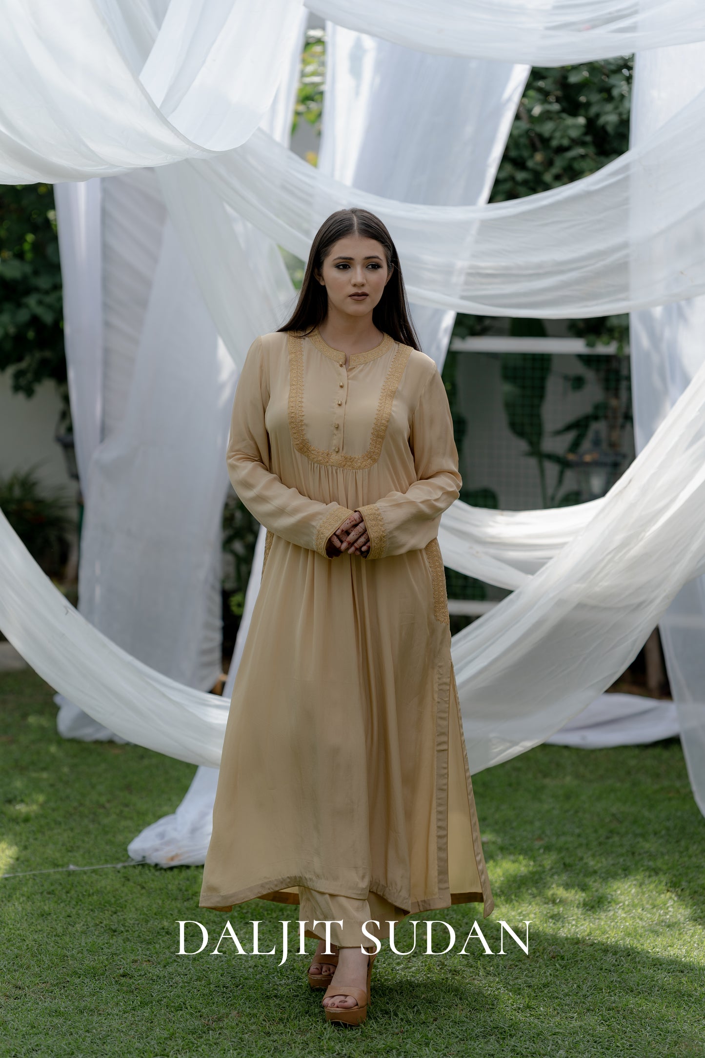 Cream Yolk Tilla Set