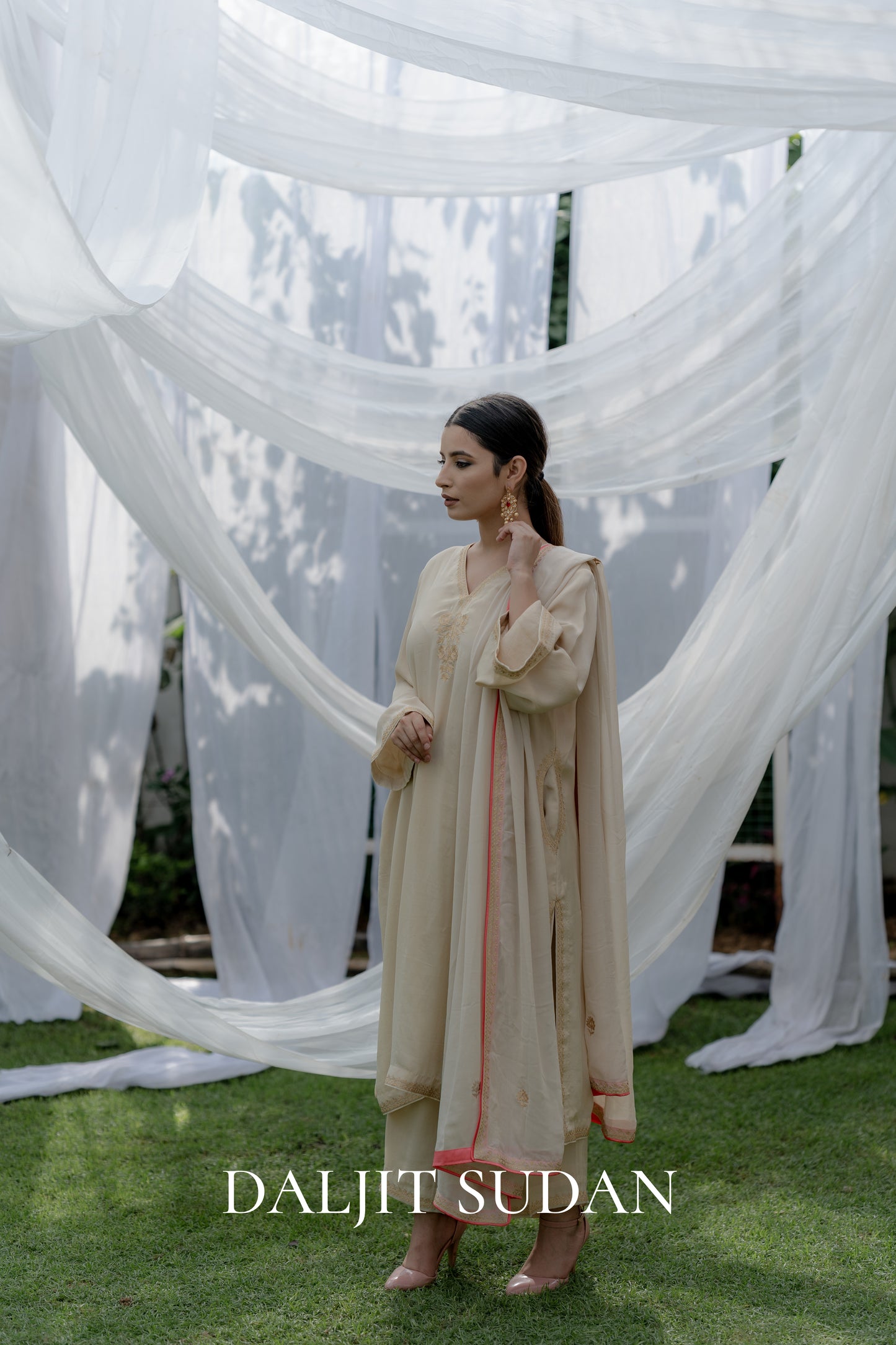 Cream Crepe Aari Tilla Suit