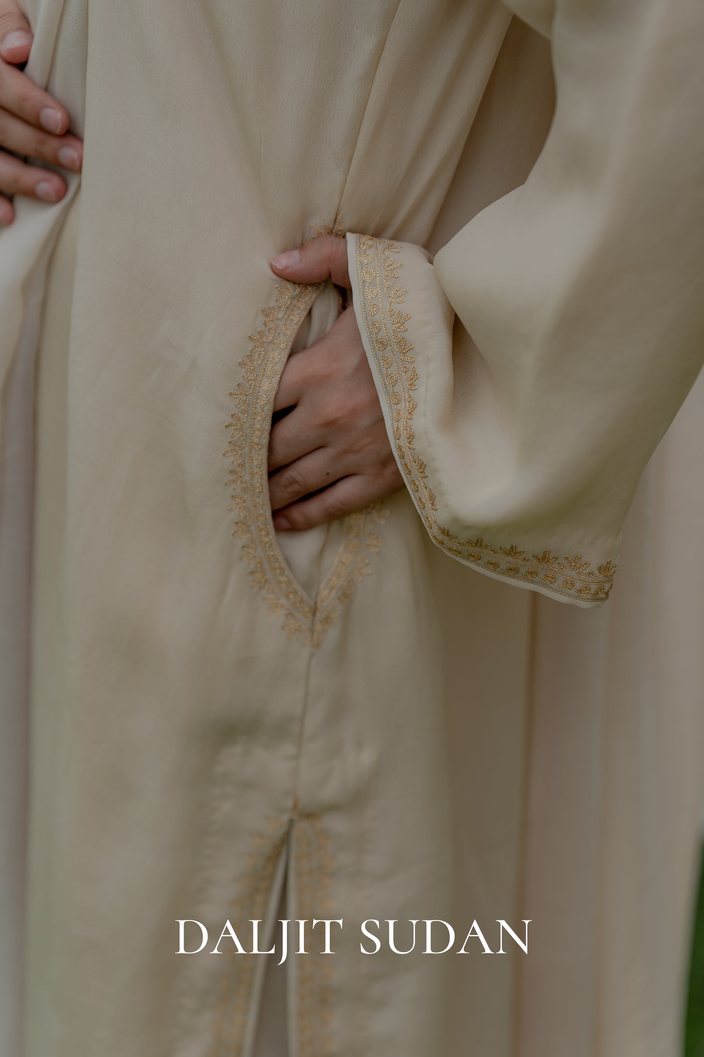 Cream Crepe Aari Tilla Suit