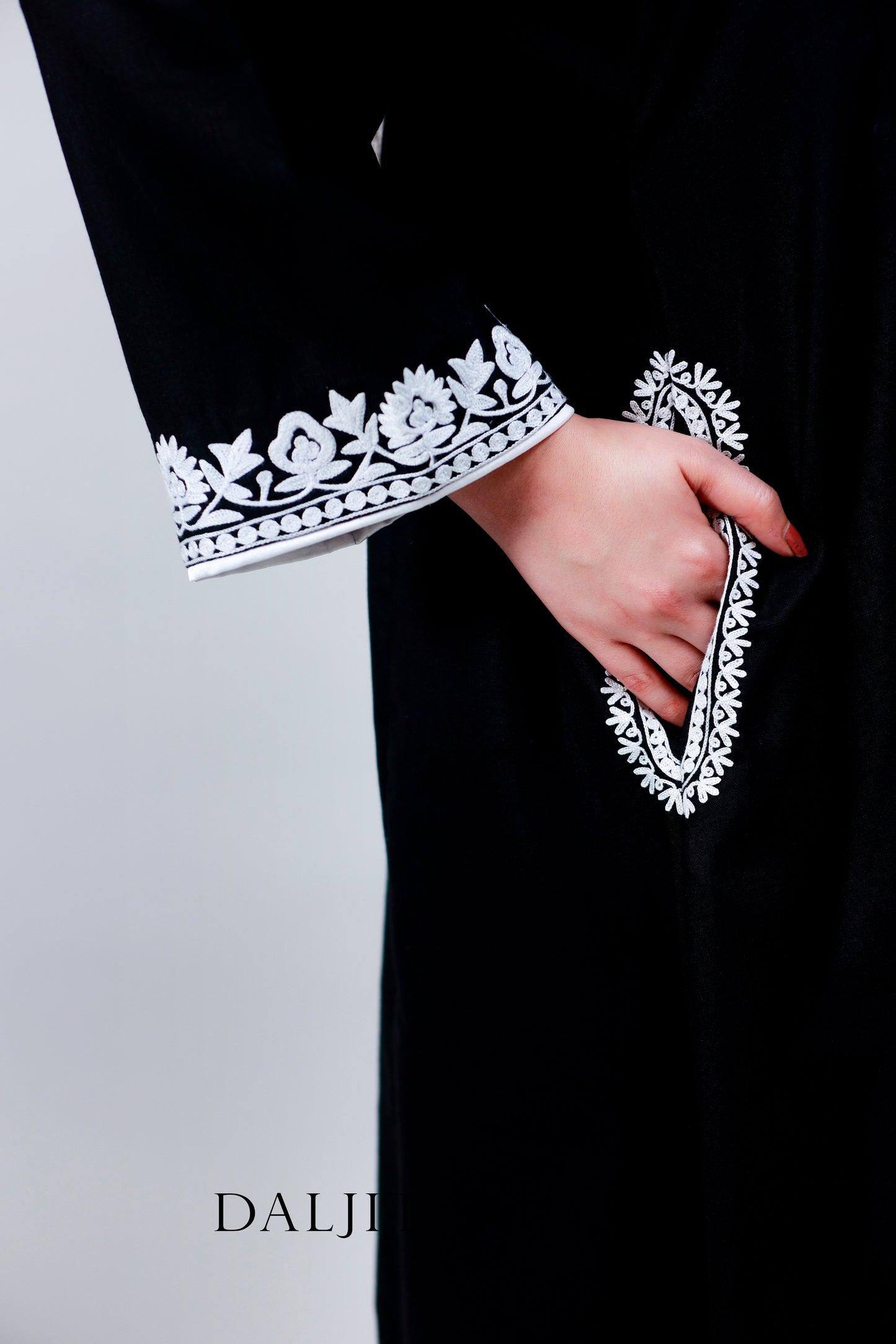 Black Cotton Phiran Set With White Aari Embroidery