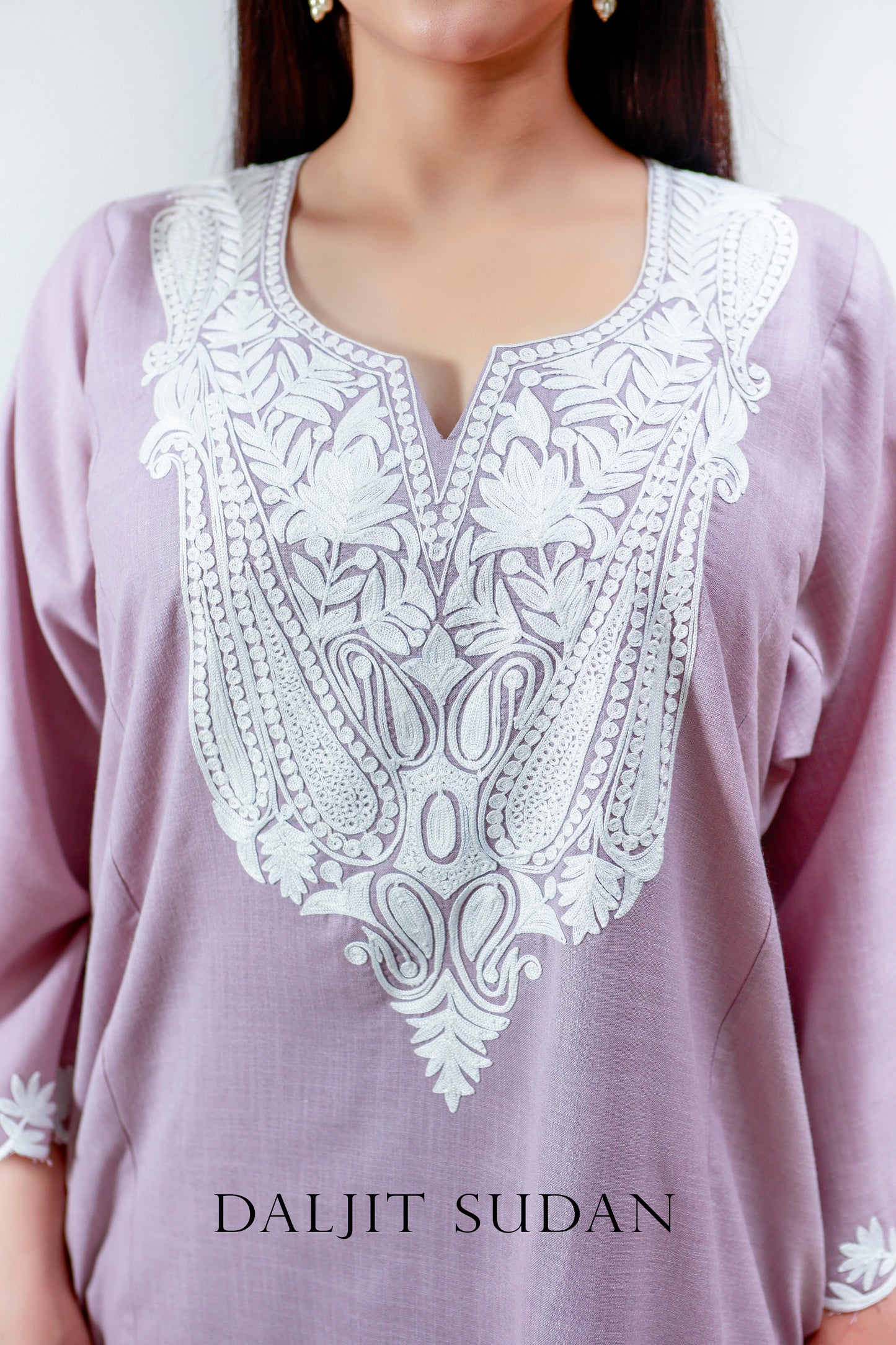 Lilac Cotton Phiran Suit with White Aari Embroidery