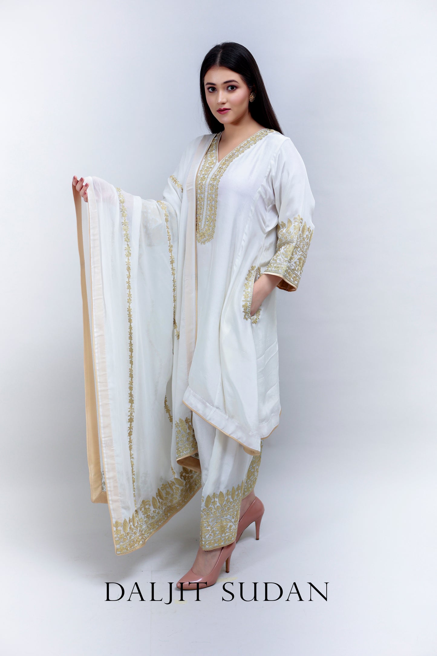White Crepe Aari Tilla Phiran Suit