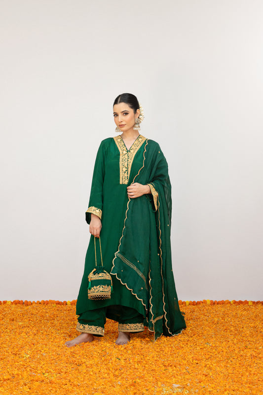 Emerald Green Crepe Tilla Suit with Potli