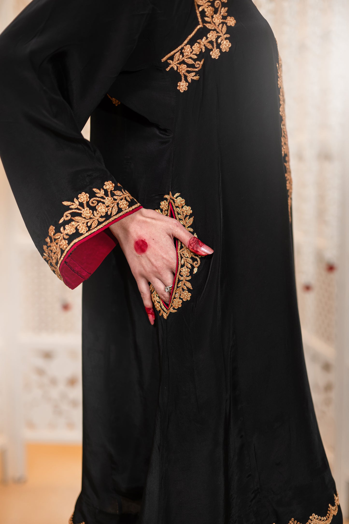 Black Shoulder Phiran Pants