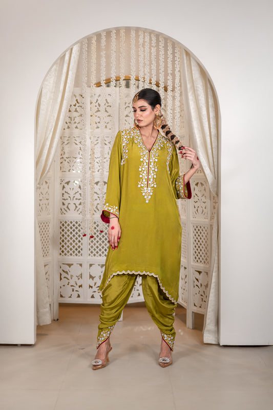 Mehedi Green Shoulder Phiran w Dhoti Pant