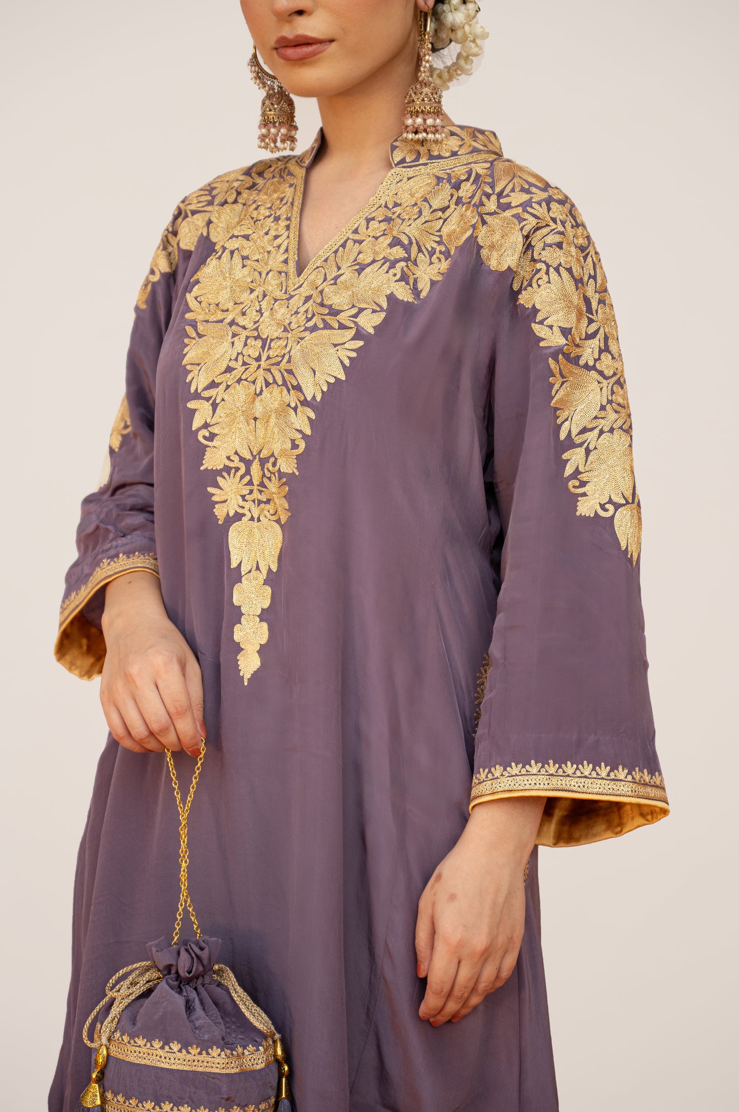 Powder Purple Crepe Aari Shoulder Set with Potli