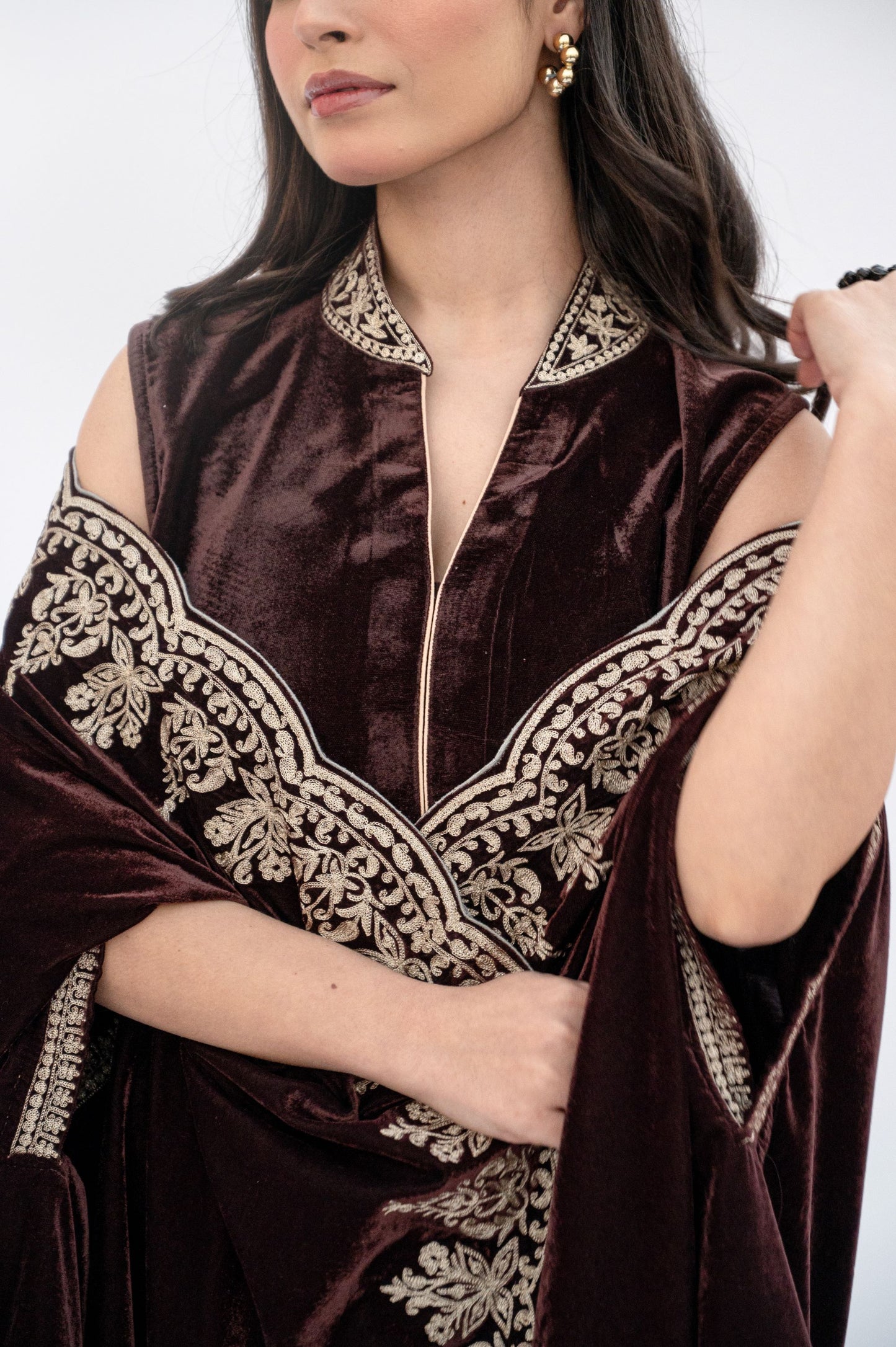 Brown velvet cutwork cape set