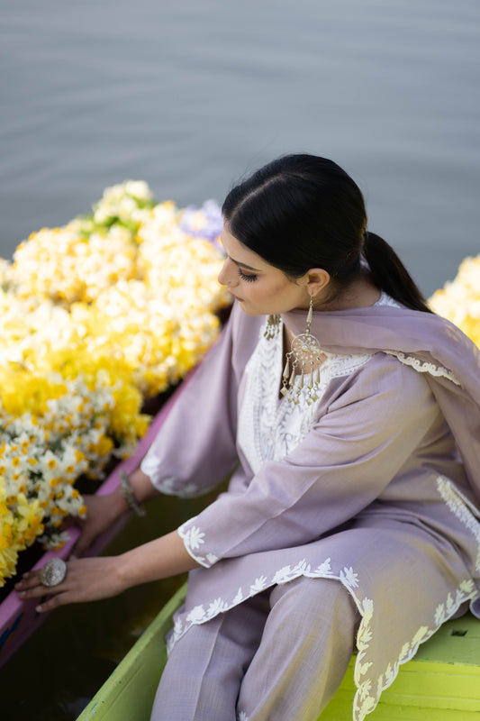 Lilac Cotton Phiran Suit with White Aari Embroidery