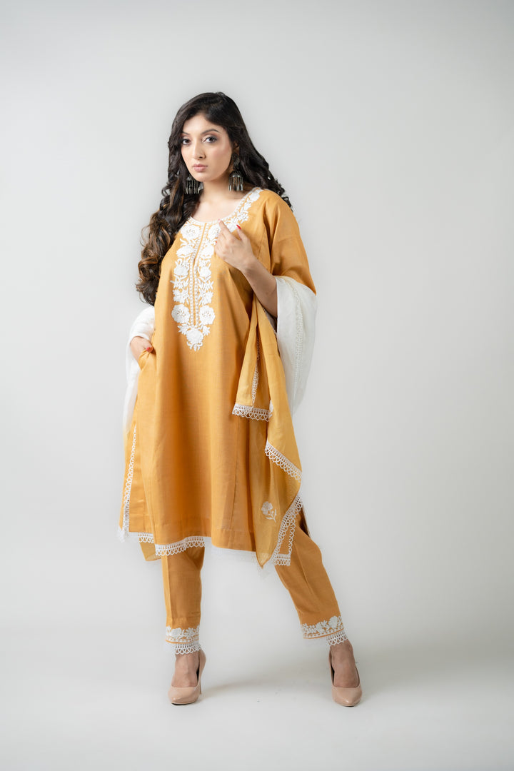 Yellow cotton suit