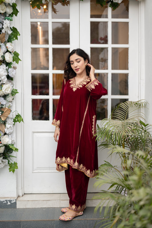Maroon Phiran Set
