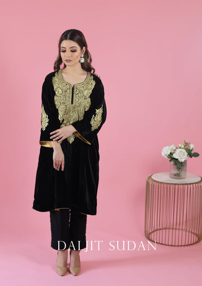 Black Velvet Kashmiri Gala Tilla Phiran Suit