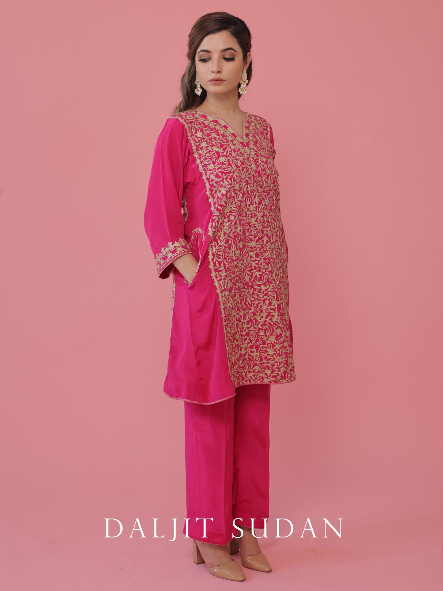 Magenta Pink crepe phiran suit with tilla aari embroidery