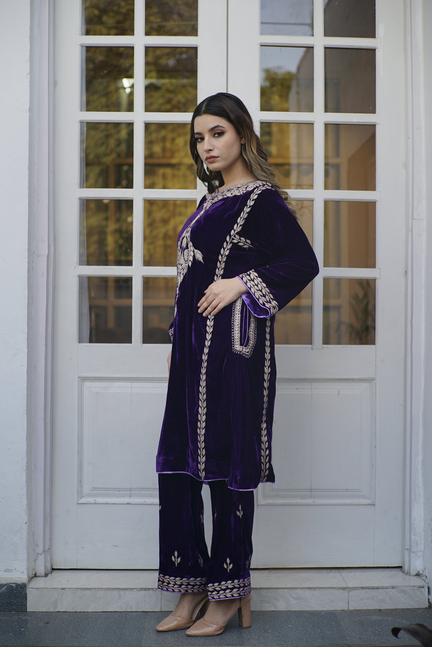 Purple velvet tilla phiran set