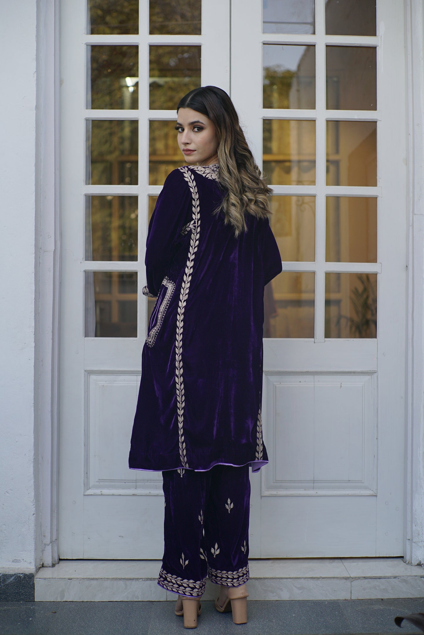 Purple velvet tilla phiran set