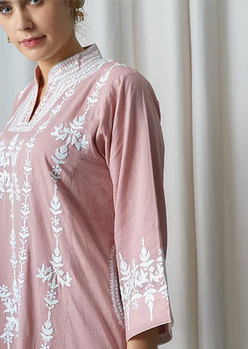 Pink Muslin Phiran with White Aari Embroidery