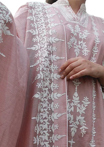 Pink Muslin Phiran with White Aari Embroidery